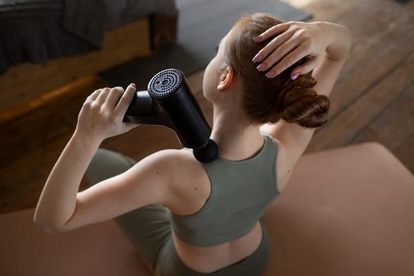How to Use a Massage Gun for Knots