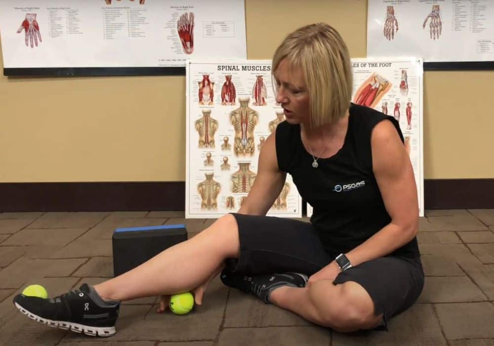 Massage with a yellow tennis ball