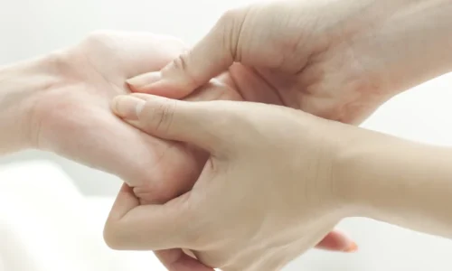 Unlock the Secrets of Professional Hand Massage: How to Give a Hand Massage for Beginners