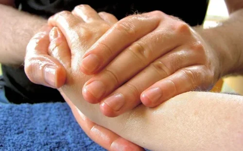 How to Hand Massage