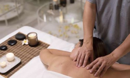 Therapeutic Body Massage: Benefits, Techniques & What to Expect