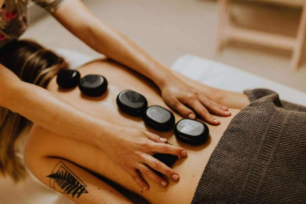 Massage Hot Stones wife