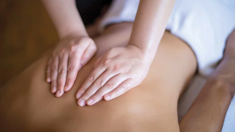 Lomi Lomi Massage Techniques
