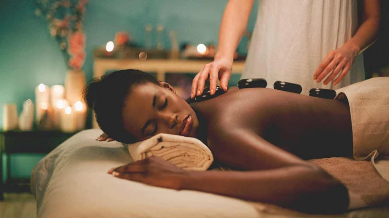 What Does Hot Stone Massage Therapy Do?