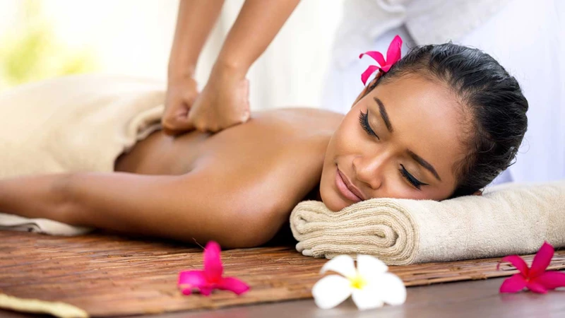 What Is Hawaiian Lomi Lomi Massage?