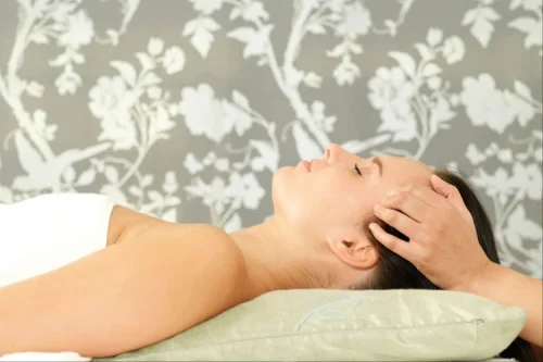 Neck Tension Relief: Why a Simple Rub Feels So Good