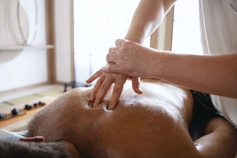 Who Should Receive Tapotement Massage