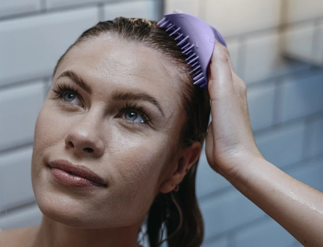What Are The Benefits Of Massaging The Scalp?