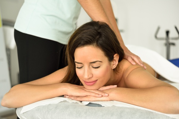 massage-during-pregnancy-by-trimester massage-during-pregnancy-by-trimester